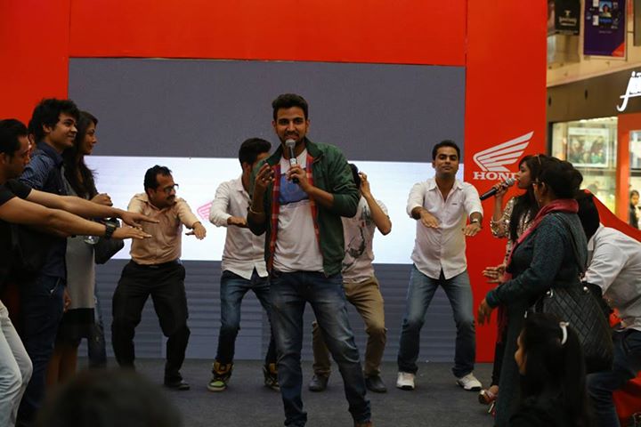 top male emcee bengaluru