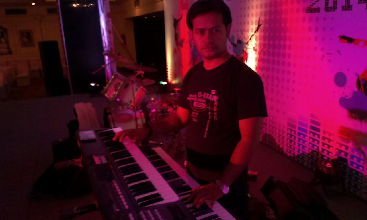 male keyboard player bengaluru
